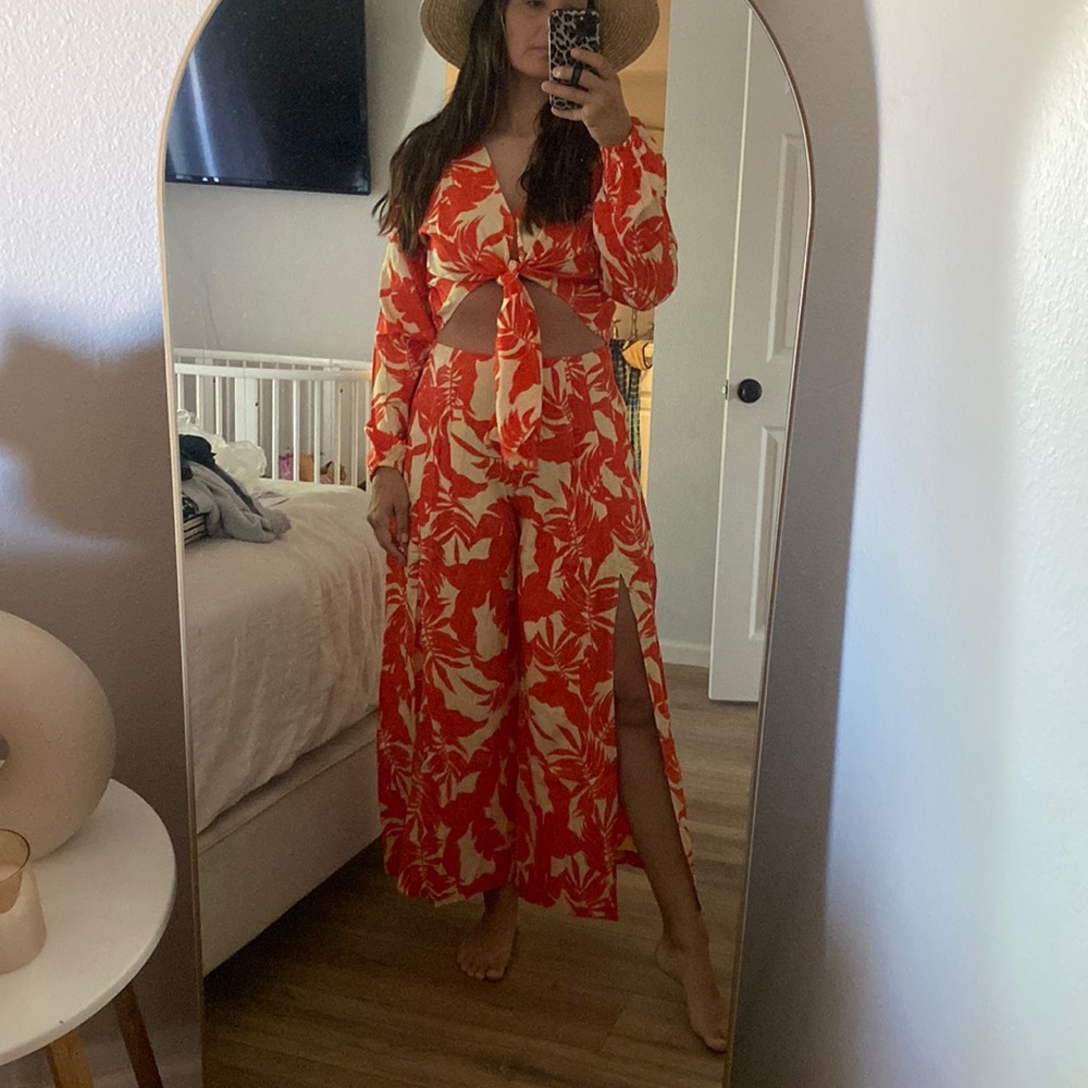 NWT XIX Palma napili wrap top